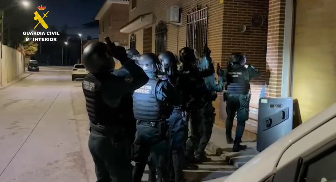 Entraban en viviendas haciéndose pasar por guardias civiles para cometer robos violentos