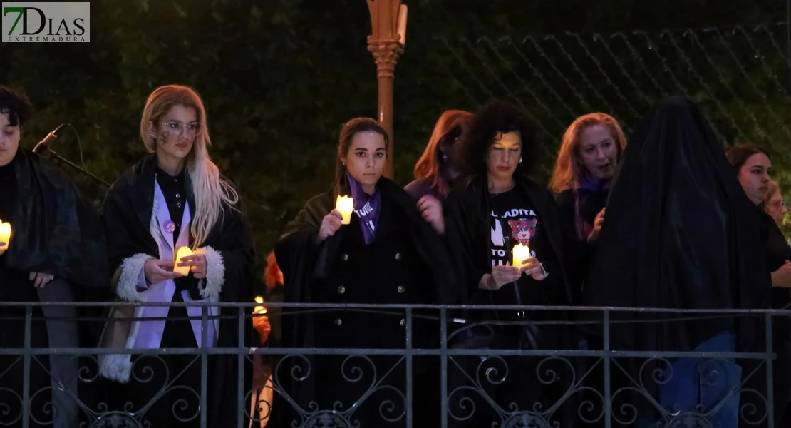 Badajoz recuerda a las víc