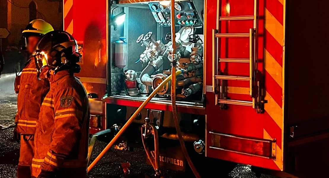 La mala combustión de un aparato afecta a cuatro personas, entre ellas un bebé, en Cáceres