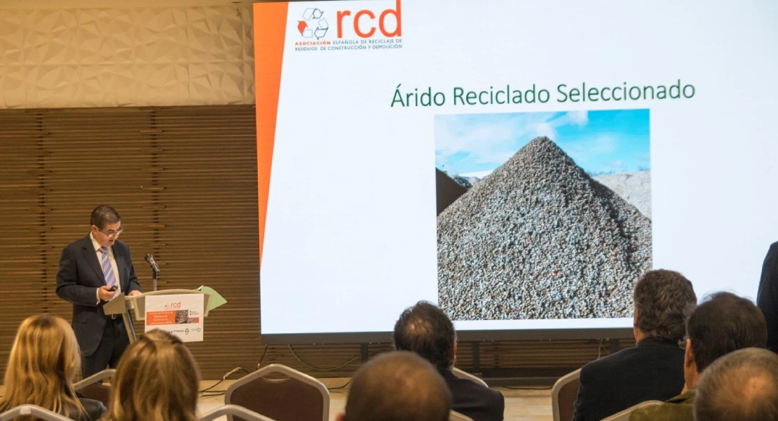 Badajoz acoge la primera I Jornada de Gestión de Residuos de Construcción y Demolición