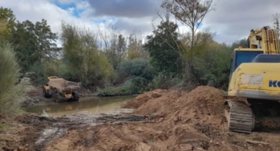 La CHG trabaja en el río Gévora para mejorar su respuesta frente a inundaciones