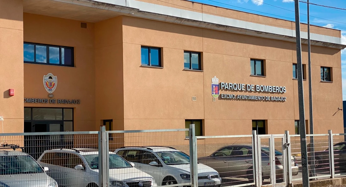 Cinco bomberos para toda la ciudad: el PSOE exige explicaciones al Ayto. de Badajoz