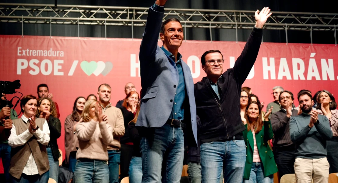 Gallardo sitúa a la juventud en el centro de su proyecto y alerta del "retroceso" en Extremadura