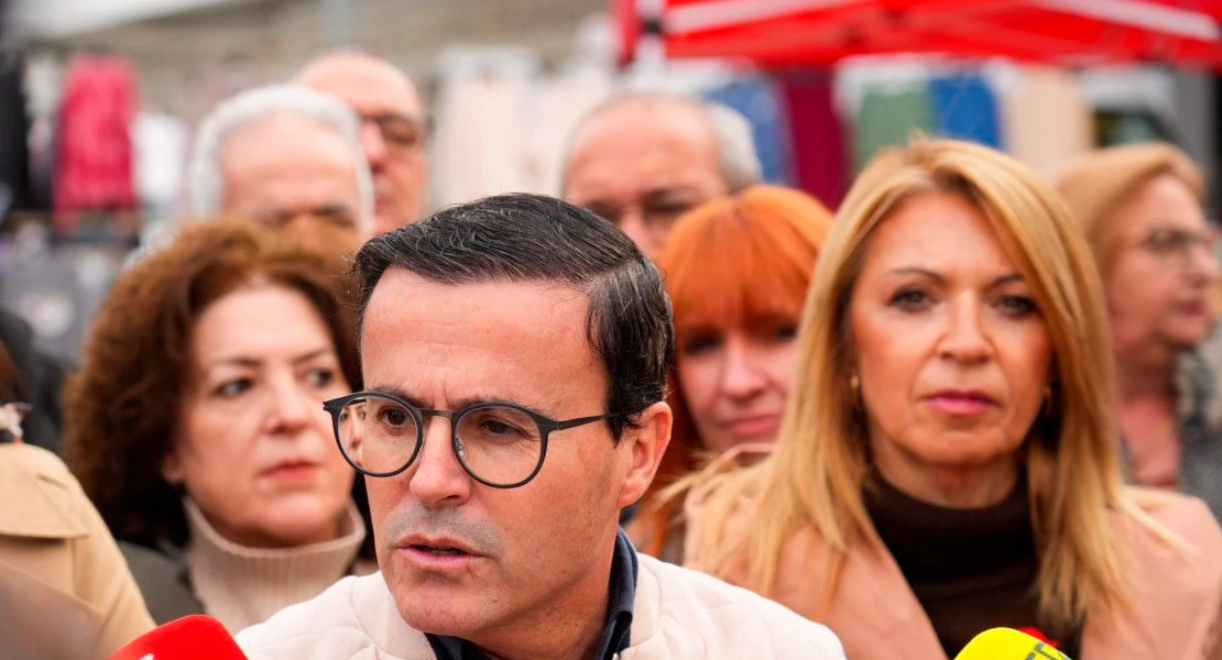 El PSOE promete reactivar la carretera Zafra-Jerez y rechaza los peajes en Extremadura