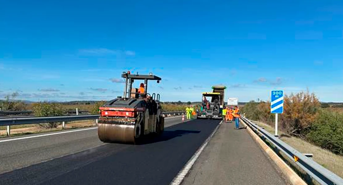 Inversión histórica en Badajoz: 15 M para conservar 186 km de carreteras