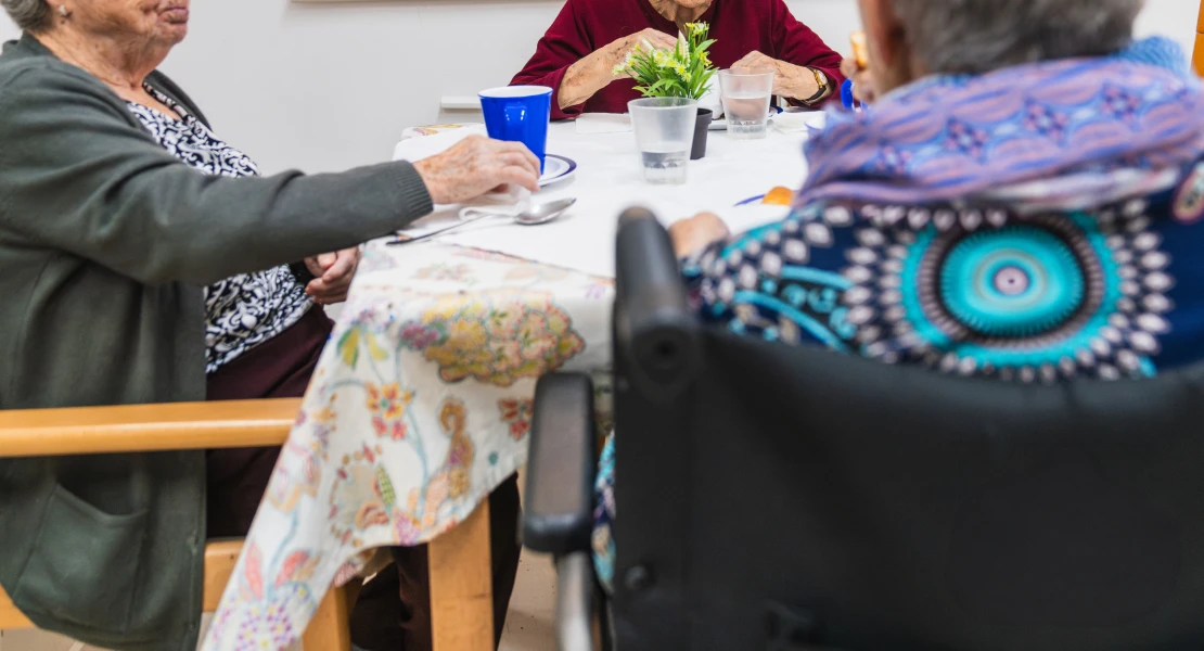 Somos Cáceres denuncia un descontrol en los centros de mayores de la ciudad