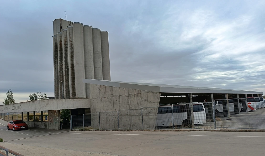 Obras de mejora en la estación de autobuses de Trujillo