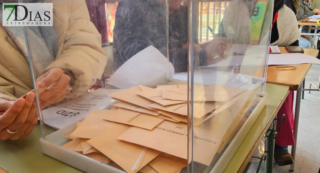 Elecciones en Extremadura en directo | Sigue el minuto a minuto del 21-D