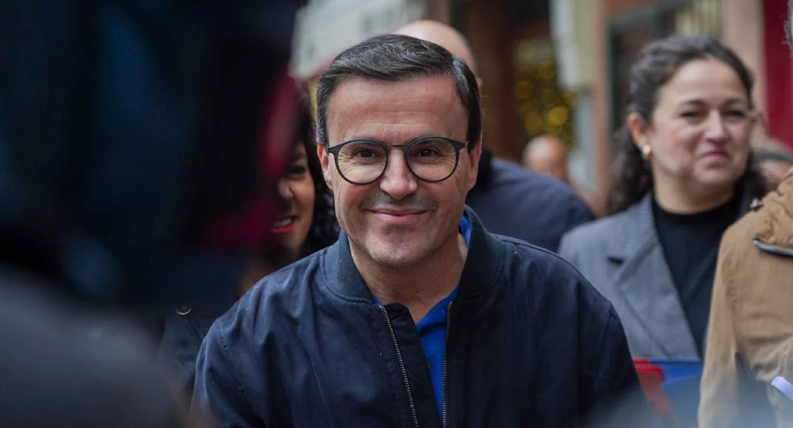 Gallardo promete reforzar la sanidad y el comercio local "abandonados por Guardiola"