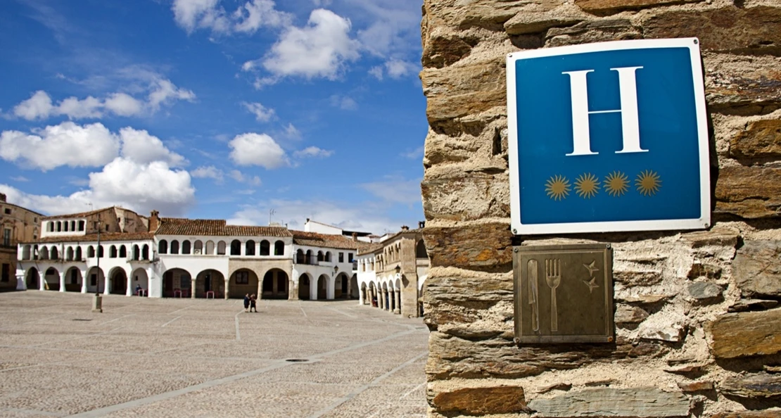 Los hoteles extremeños reciben a más de viajeros en noviembre