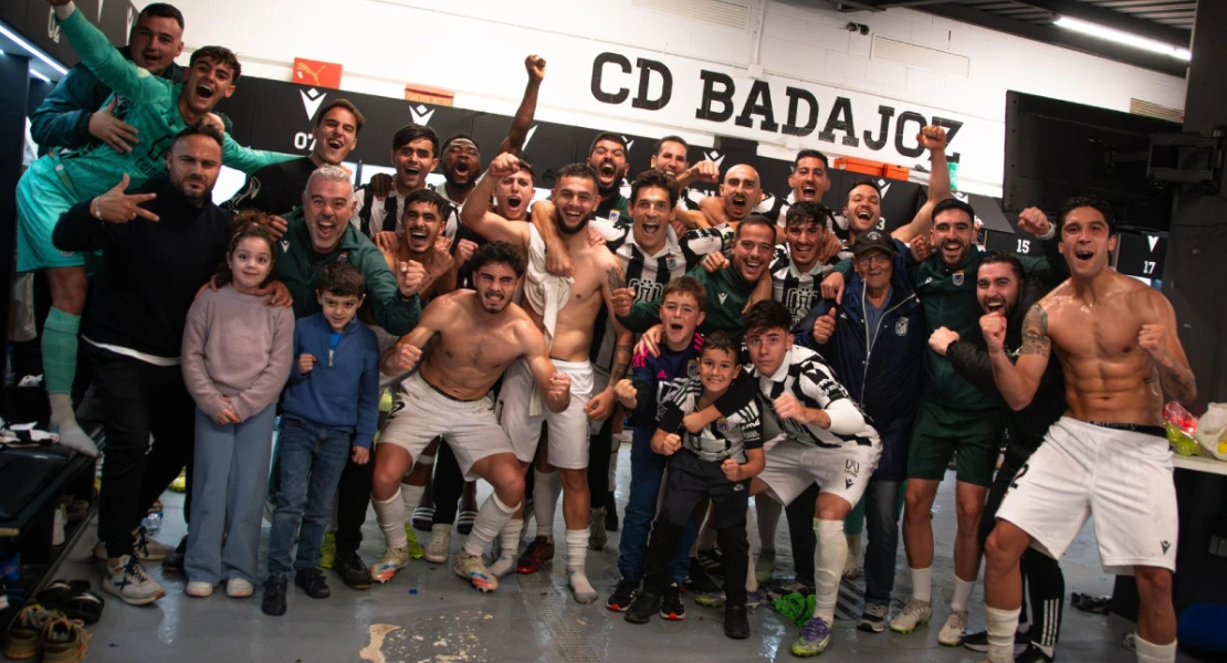 El CD Badajoz tiene el playoff a tiro de piedra