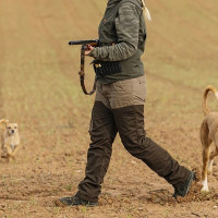 PACMA critica a los partidos políticos extremeños por apoyar la caza en la región