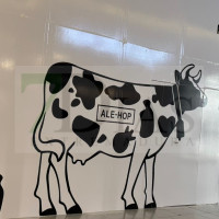 La vaca más famosa del comercio aterriza en el CC El Faro de Badajoz