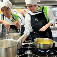 Aumentan las familias que planean comprar platos preparados esta Navidad