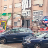 Un incendio de vivienda moviliza a los servicios de emergencia en Badajoz