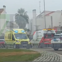 Un accidente provoca graves retenciones en la avenida de Elvas de Badajoz