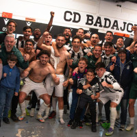 El CD Badajoz tiene el playoff a tiro de piedra