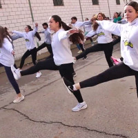 Las Monjas celebra su aniversario con la tribu de ‘Nunca Jamás’ y llega hasta el Carnaval de Badajoz