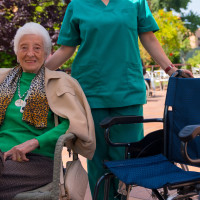 “Sumar para avanzar”: el sector residencial de Extremadura reclama un nuevo modelo de cuidados