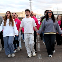 Cambalada se convierte en meigas y campesinos para luchar: ¿quién ganará?