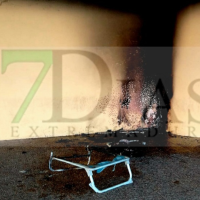 Incendio en un portal de la barriada pacense de Suerte de Saavedra