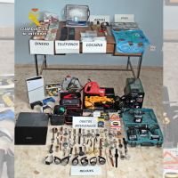 Intervienen 200 dosis de cocaína y hachís en una vivienda extremeña