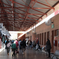 Extremadura mantendrá la tarjeta de transporte gratuito en 2026