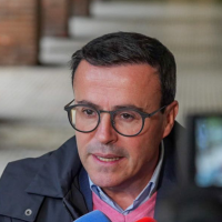 Gallardo defiende la educación pública "como prioridad absoluta"