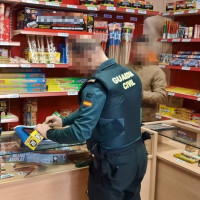 Retiran más de 4.000 artículos de pirotecnia que iban a ser vendidos ilegalmente en Extremadura