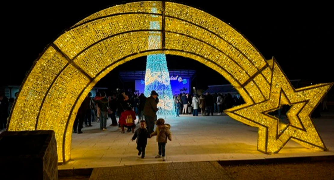 PSOE: "La iluminación navideña es ausente en los barrios de Badajoz"