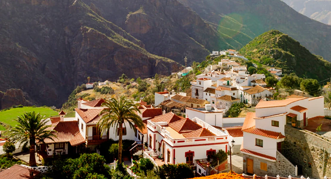 Tejeda deja a Fuente del Maestre a las puertas de ser el pueblo Ferrero Rocher 2025