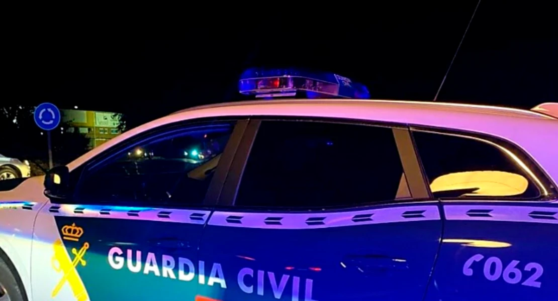 Un joven en estado "muy grave" tras una salida de vía en Don Benito