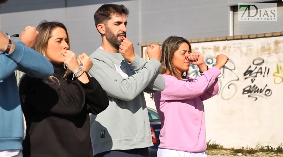 Dekebais celebra 40 años metiéndose en la piel de Peter Pan