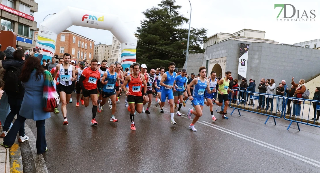 Imágenes del 40º Cross Popular Vuelta al Baluarte en Badajoz