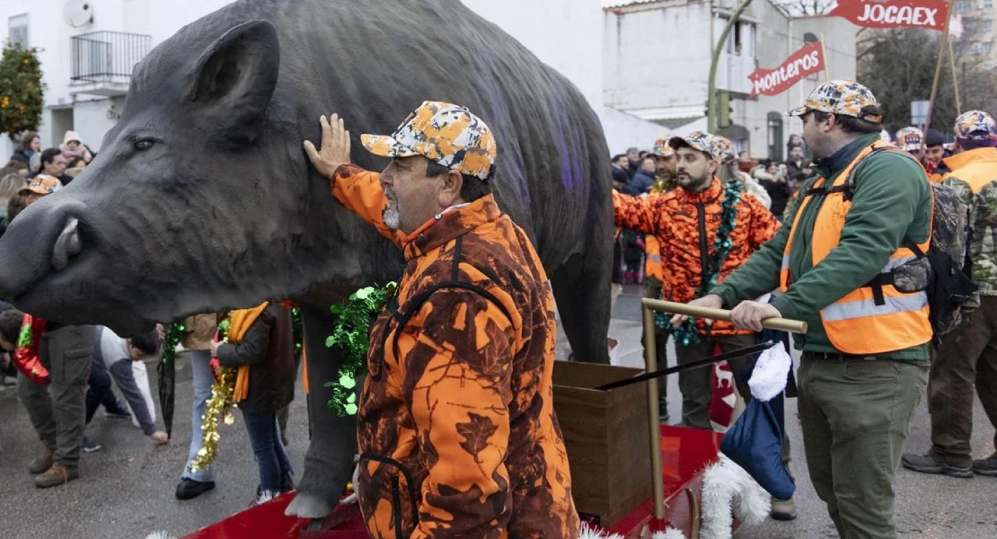Así será la carroza de FEDEXCAZA en Badajoz: 26 niños junto a la Diosa Diana