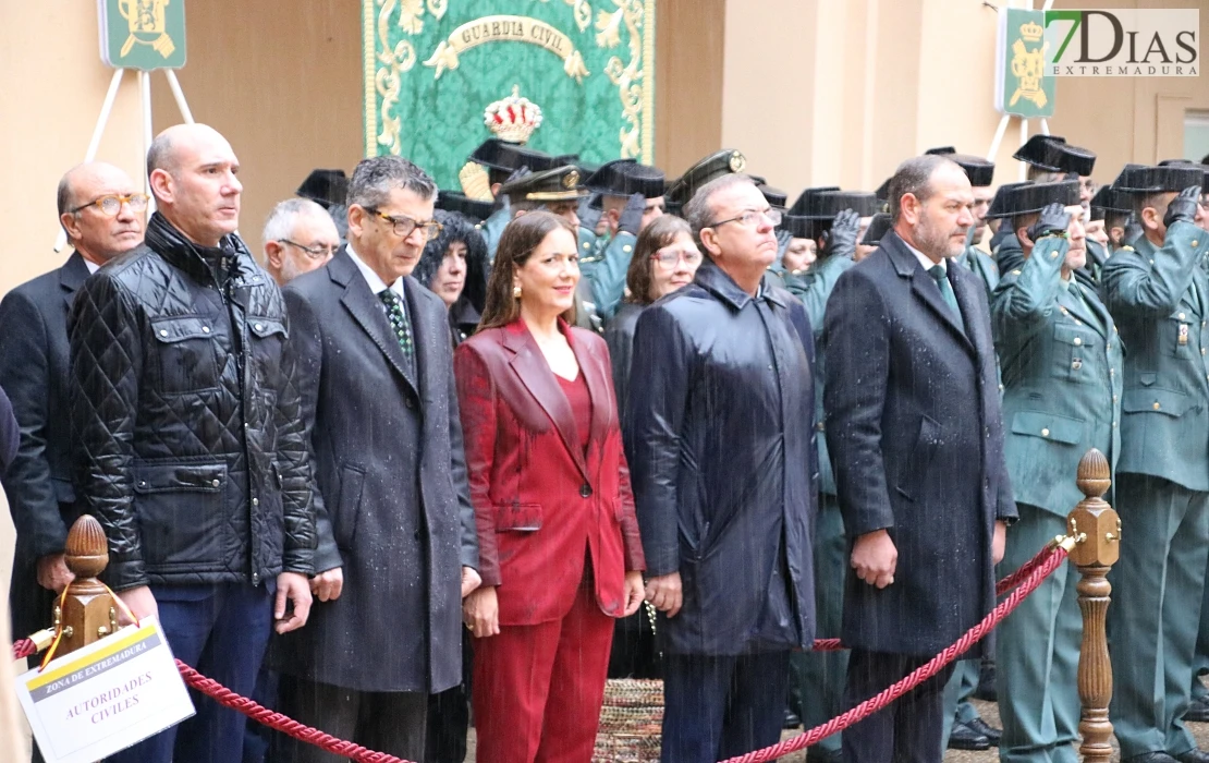 Badajoz despide al general de la Guardia Civil José Manuel Santiago Marín