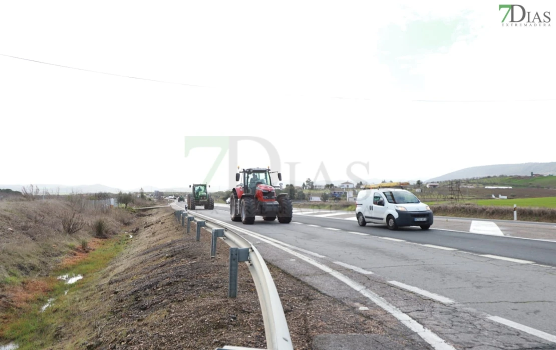 Imágenes de la tractorada en Extremadura para protestar por el acuerdo de Mercosur