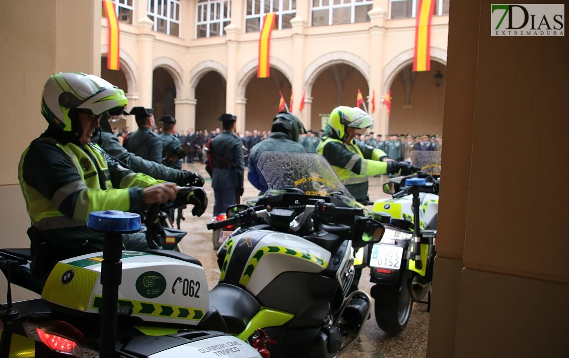 Badajoz despide al general de la Guardia Civil José Manuel Santiago Marín