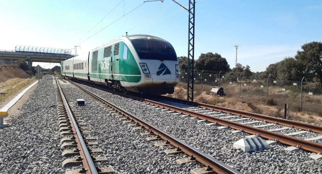 Colectivos denuncian el abandono del oeste peninsular tras el accidente de Adamuz