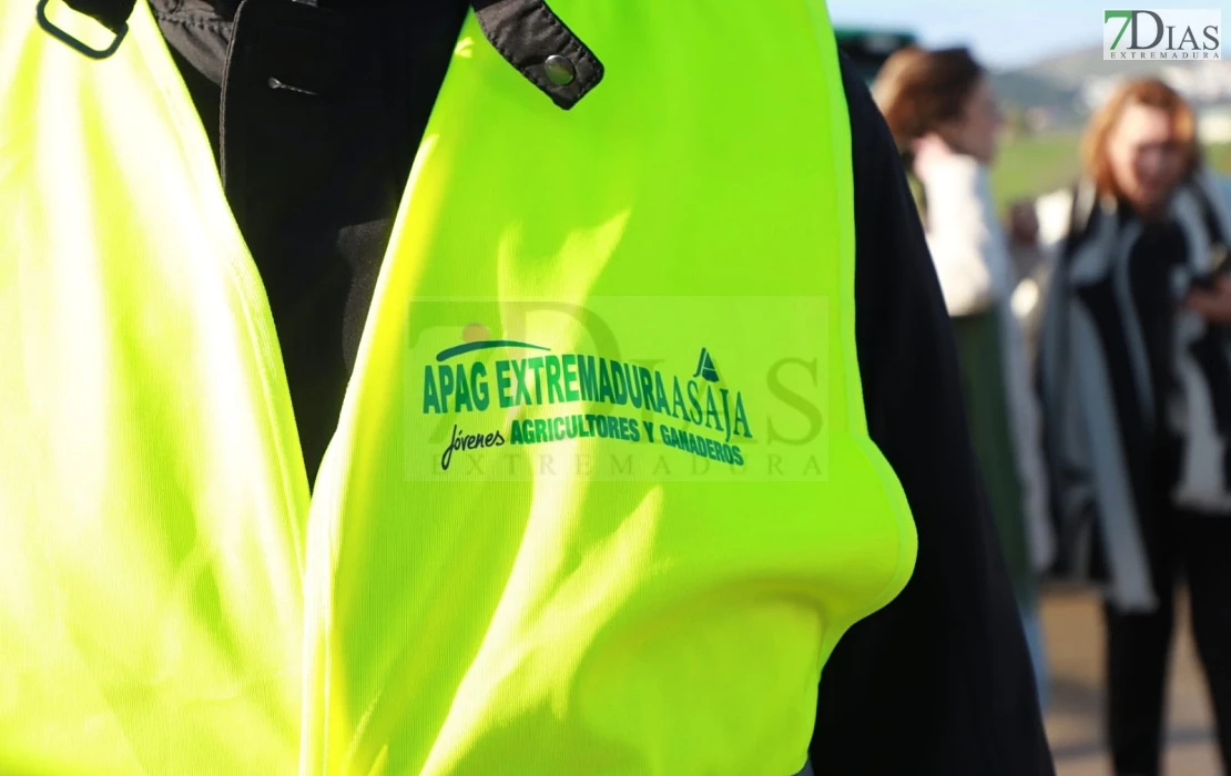 Imágenes de la tractorada en Extremadura para protestar por el acuerdo de Mercosur