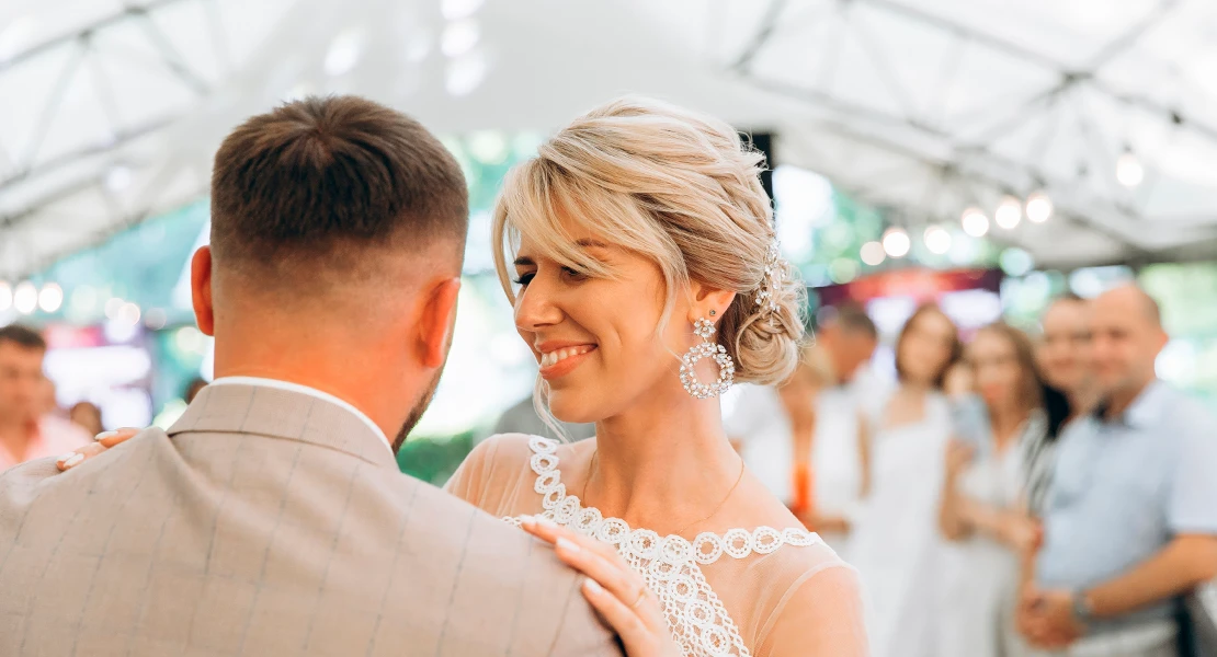 El Corte Inglés de Badajoz acoge un taller para preparar el baile nupcial