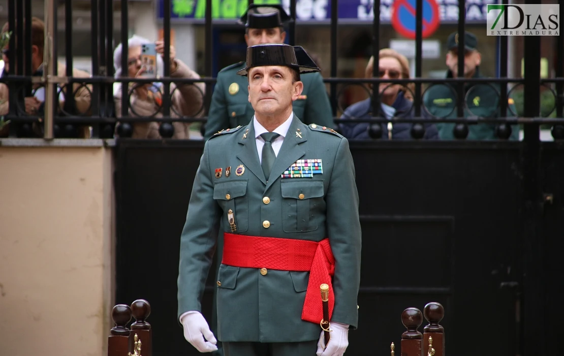 Badajoz despide al general de la Guardia Civil José Manuel Santiago Marín