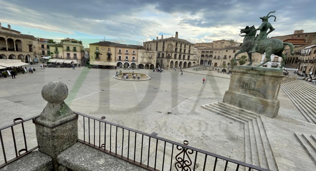 Somos Cáceres lanza una propuesta para acercar la política a pie de calle en Trujillo