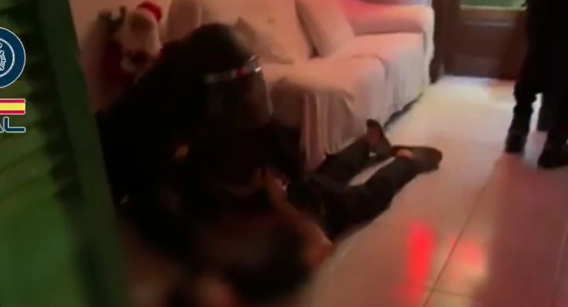 Liberan a 15 mujeres: una red criminal las captaba por redes sociales