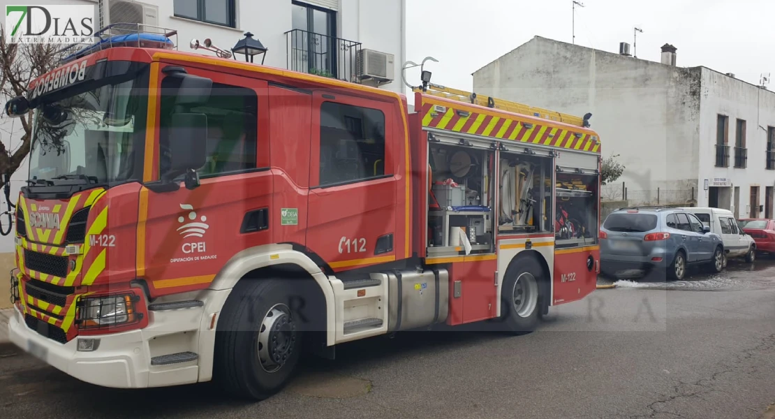 Una inundación en un garaje sorprende a los vecinos de Olivenza
