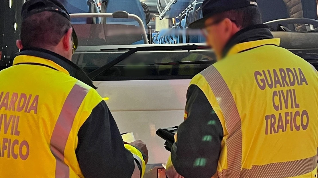 Acude a recuperar el carnet conduciendo su propio vehículo en Plasencia