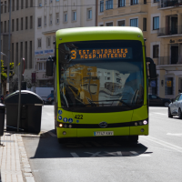 UED-SyT acusa al PP de Badajoz de incumplir con el bono de transporte