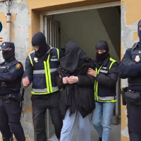 Detenidos un hombre y una mujer por delitos vinculados al terrorismo yihadista en España