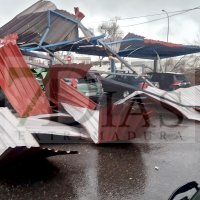 Un fuerte viento sacude Plasencia en cuestión de minutos