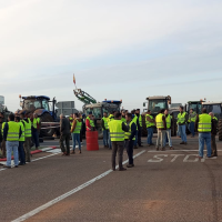 Ganaderos y agricultores avisan: habrá cortes de carretera este fin de semana en Extremadura